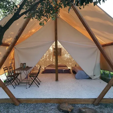 Campeggio Bnatural Glamping Naturista/nudista *