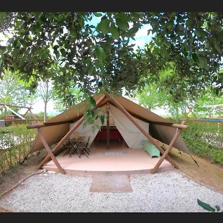Campeggio Bnatural Glamping Naturista/nudista Baratti